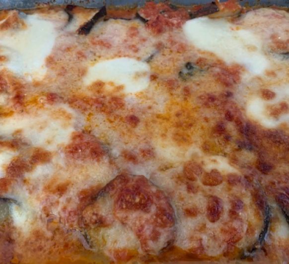 BERENJENAS A LA PARMESANA